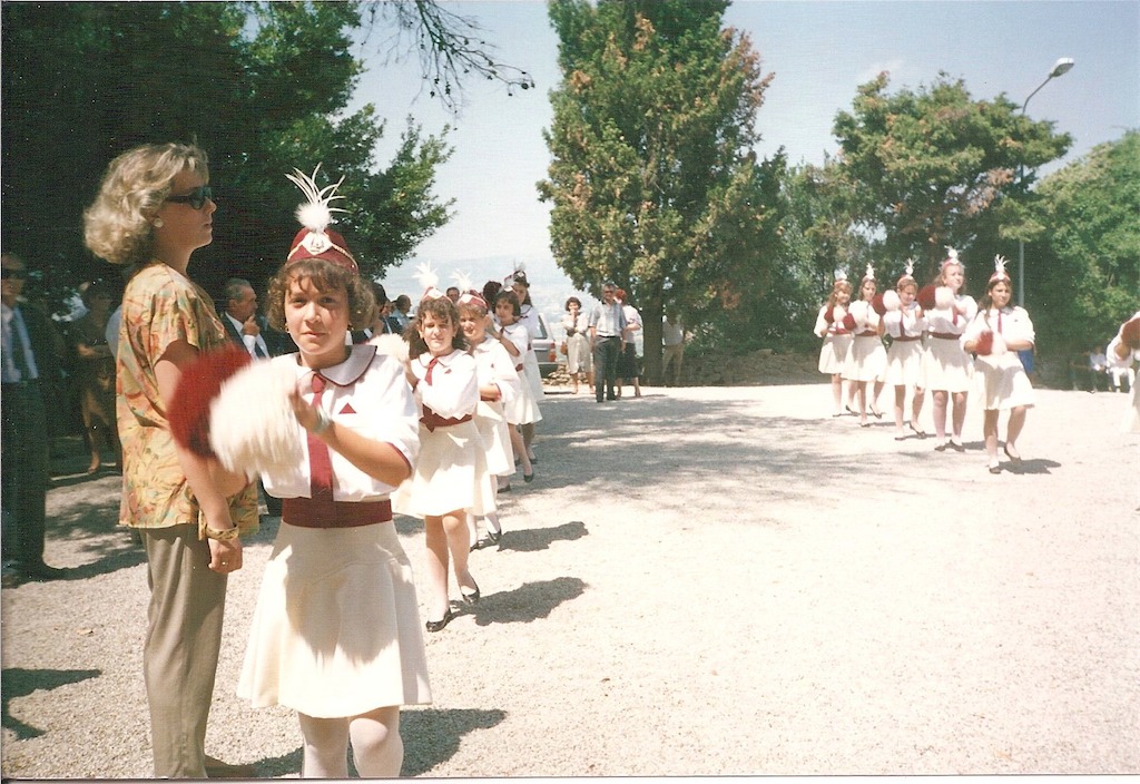 Banda%201988_5_Majoretts.jpg