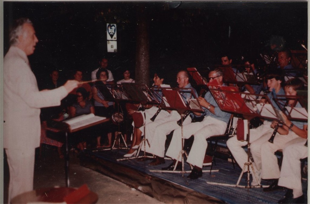Banda%20In%20Piazza%201980%20-%204.jpg