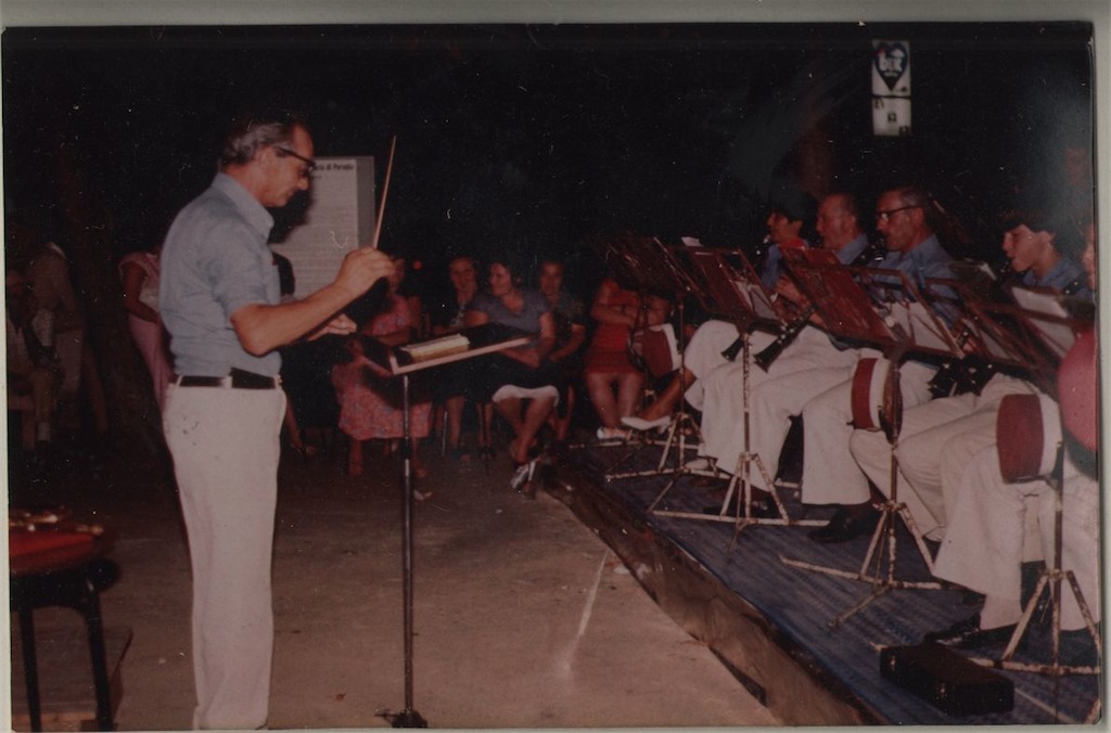 Banda%20in%20Piazza%201980%20-%202.jpg